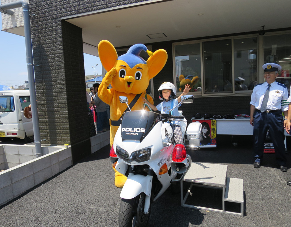 白バイ乗車体験